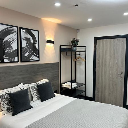 Thandi House Heathrow Airport Ashford  Exteriér fotografie
