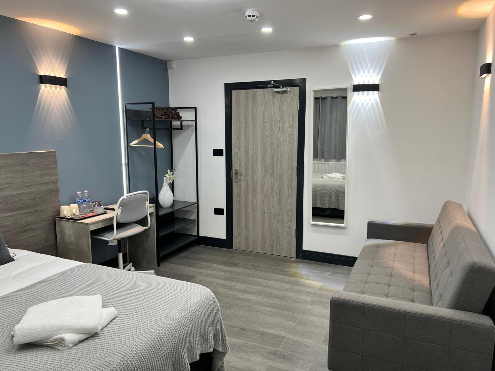 Thandi House Heathrow Airport Ashford  Exteriér fotografie