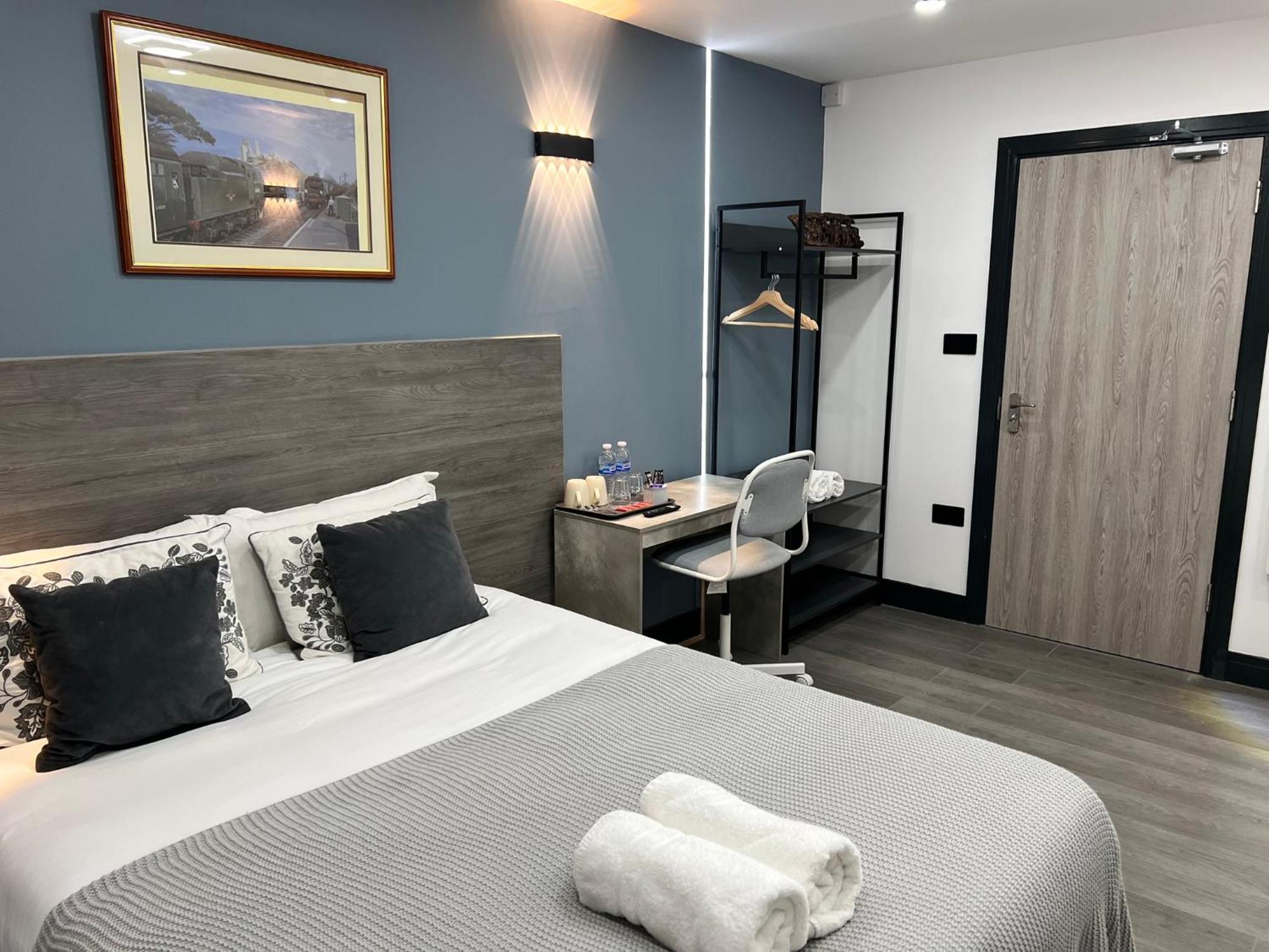 Thandi House Heathrow Airport Ashford  Exteriér fotografie