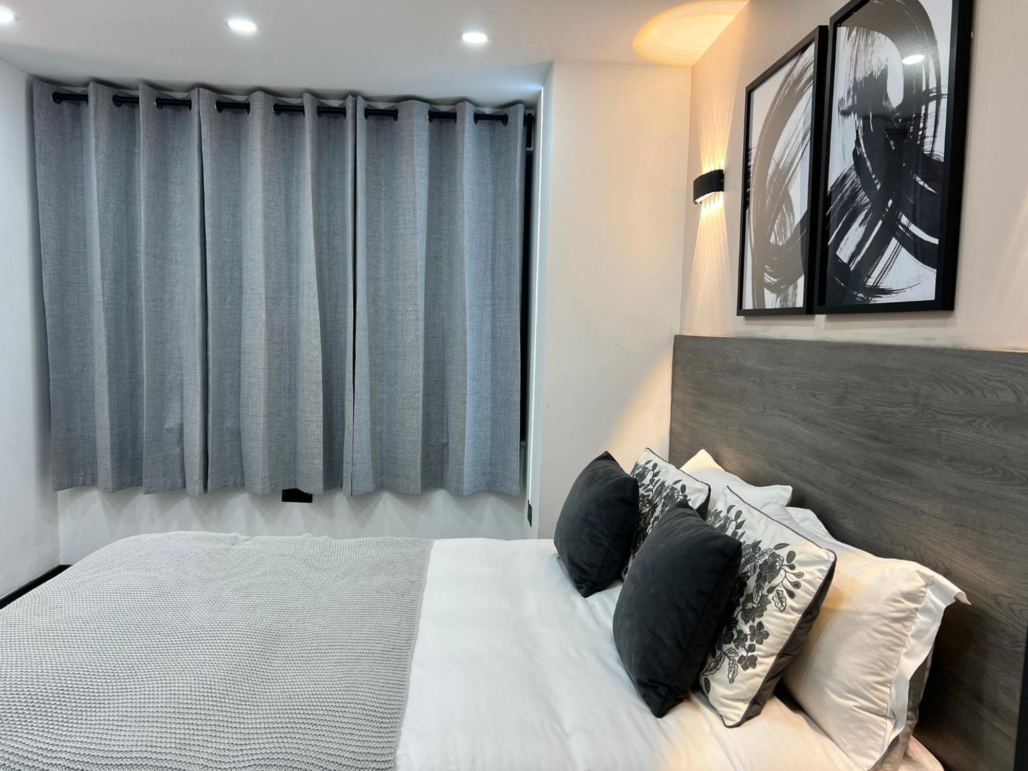 Thandi House Heathrow Airport Ashford  Exteriér fotografie