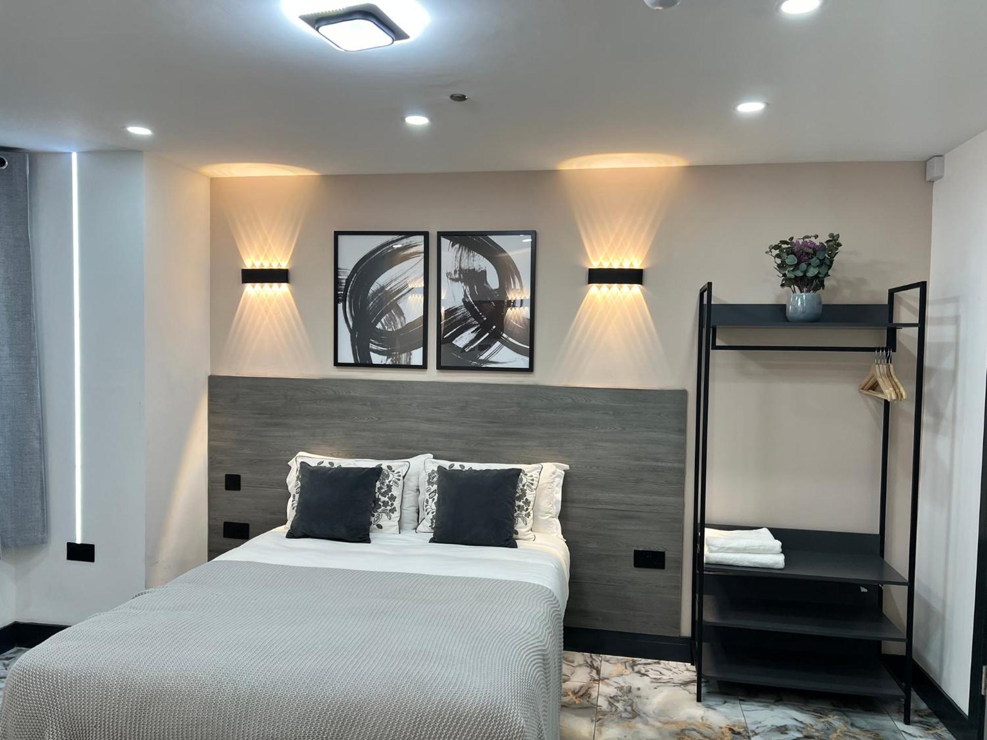 Thandi House Heathrow Airport Ashford  Exteriér fotografie