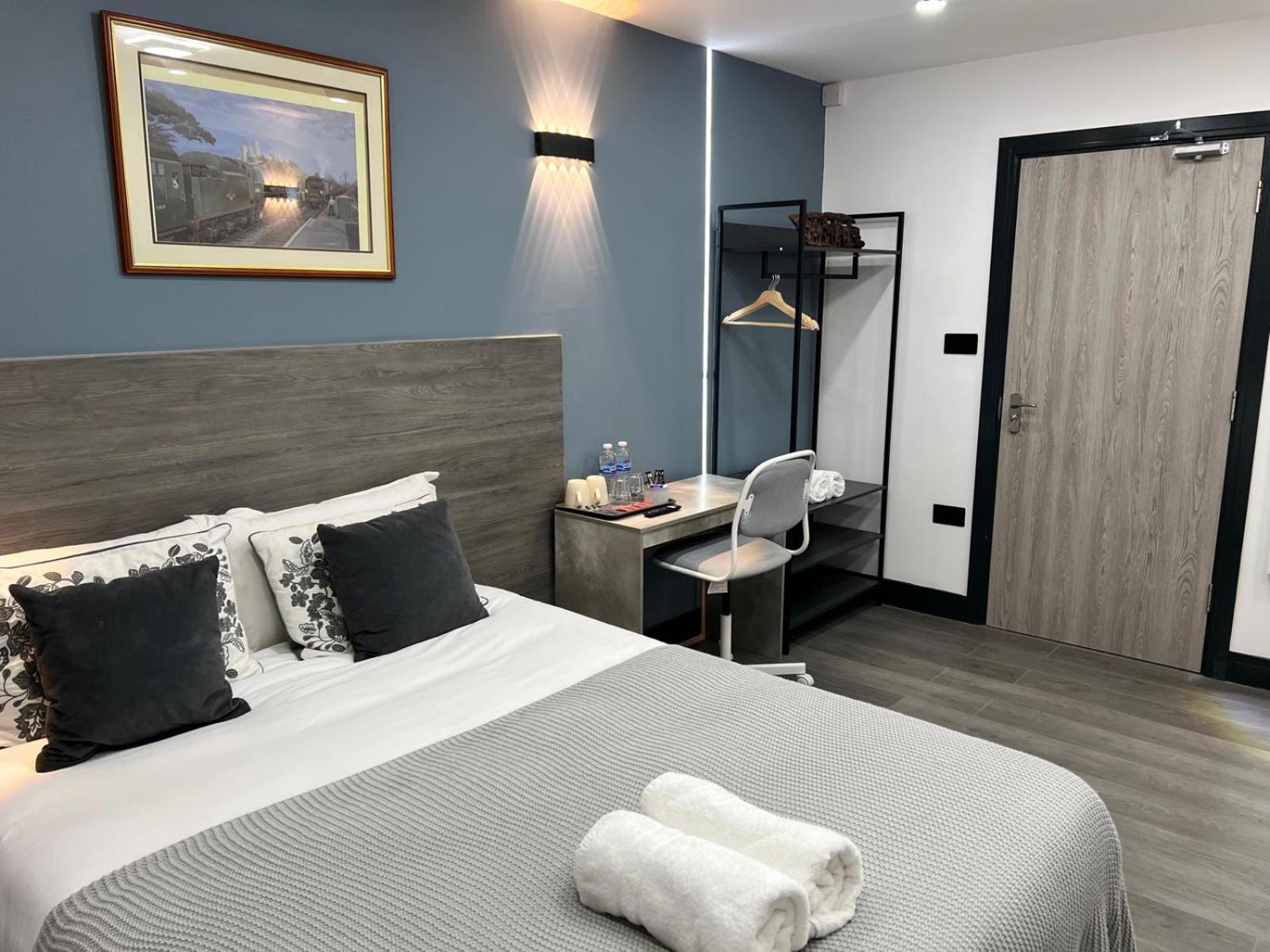 Thandi House Heathrow Airport Ashford  Exteriér fotografie